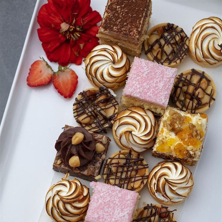 Tartlets and Sweets (3pcs)