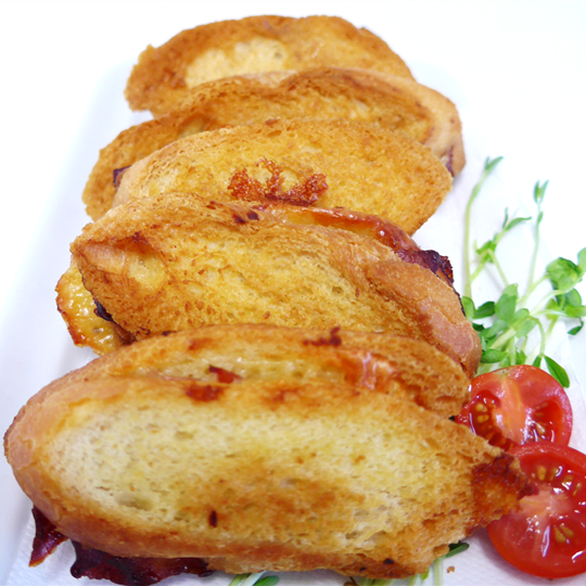 Buttery Mini Cheese & Tomato Relish Toasties