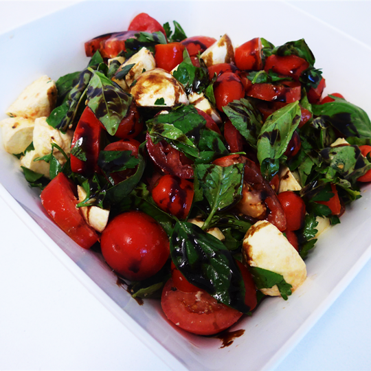 Tomato & Mozzarella Salad (GF, V)