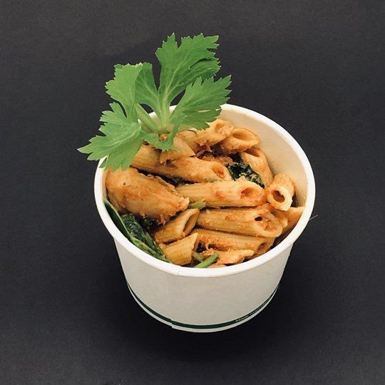 Hot Noodle Box - Chicken Pasta in a Spicy Sauce (NF)