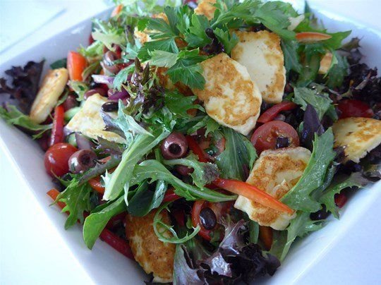 Cold Noodle Box - Greek Salad with Beans &  Haloumi (GF, V)