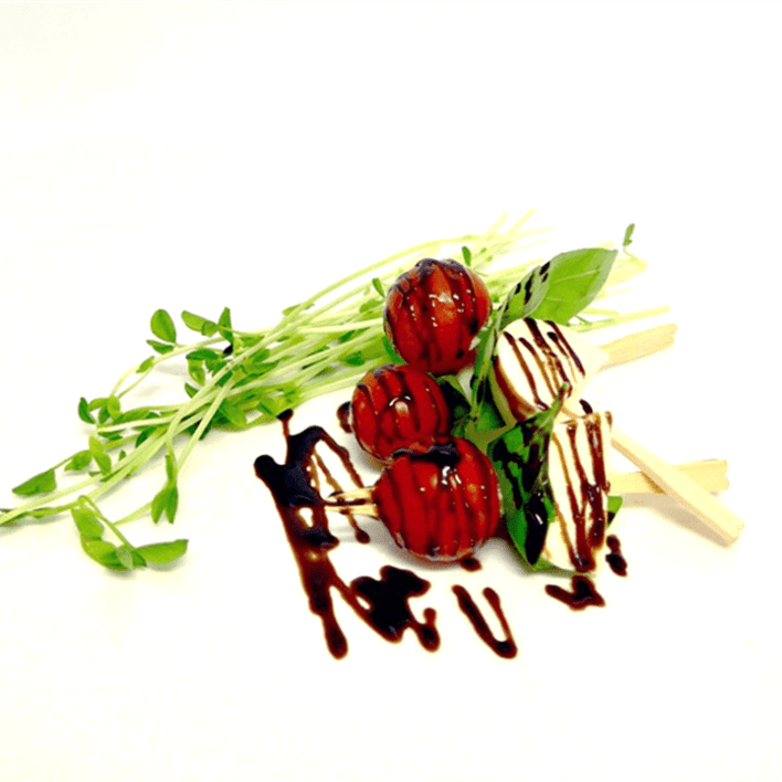 Tomato & bocconcini cocktail drizzled with balsamic glaze (GF, V)