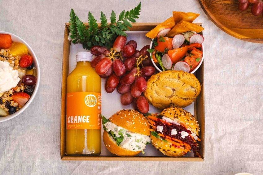 Chicken Brioche Bun Lunch Box