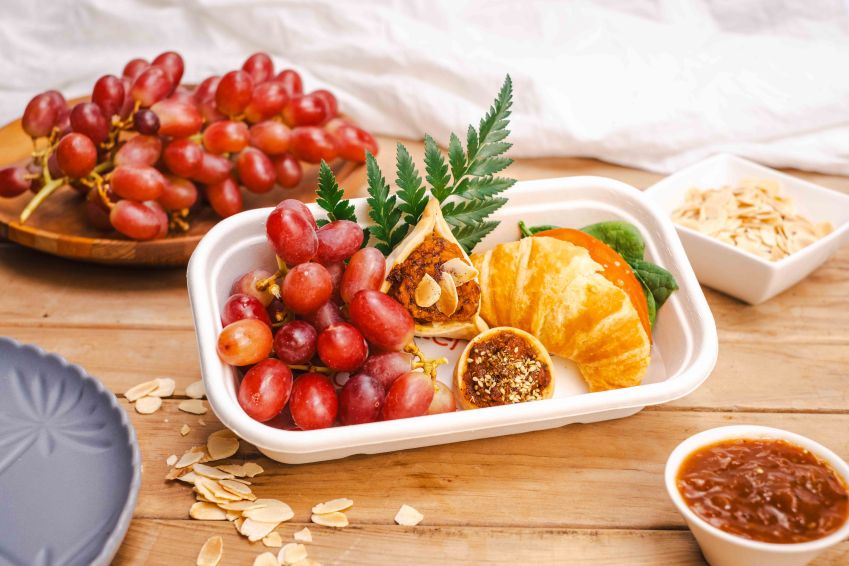 Pesto Croissant Tea Box