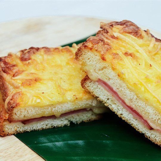 Croque Monsieur (delivered warm)