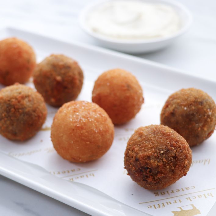 Risotto Ball - served with Aioli (VEG)