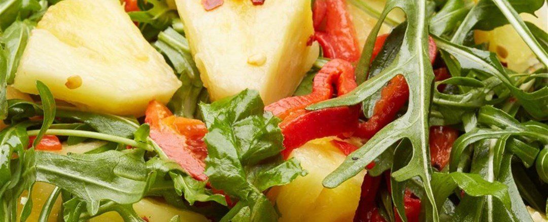 Chilli pineapple, capsicum and roquet salad VEGAN GF