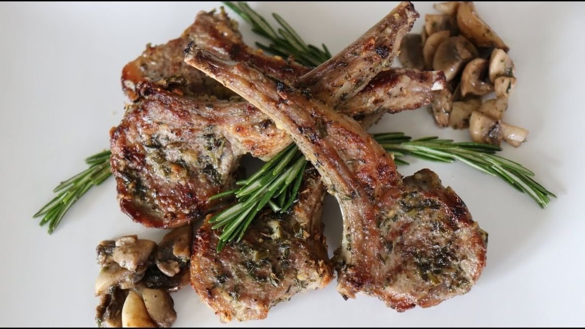 Garlic and rosemary lamb chops GF
