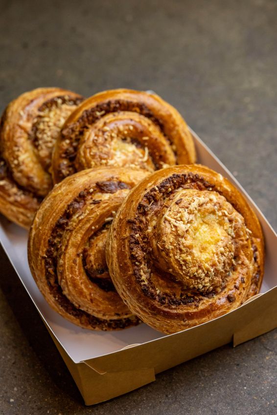 Mitey Cheesy Scroll (4 Pack)