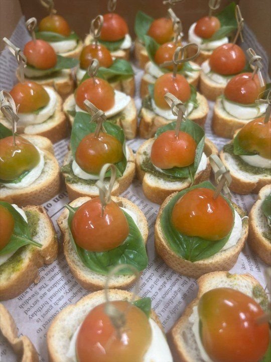 Tomato, basil, bocconcini bruschetta