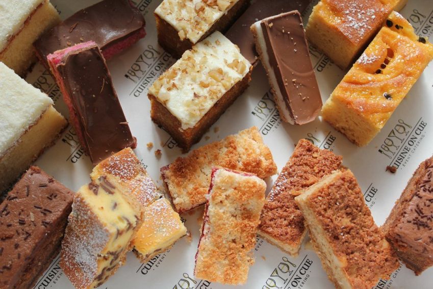 Chef's selection of cakes and slices (DEL)
