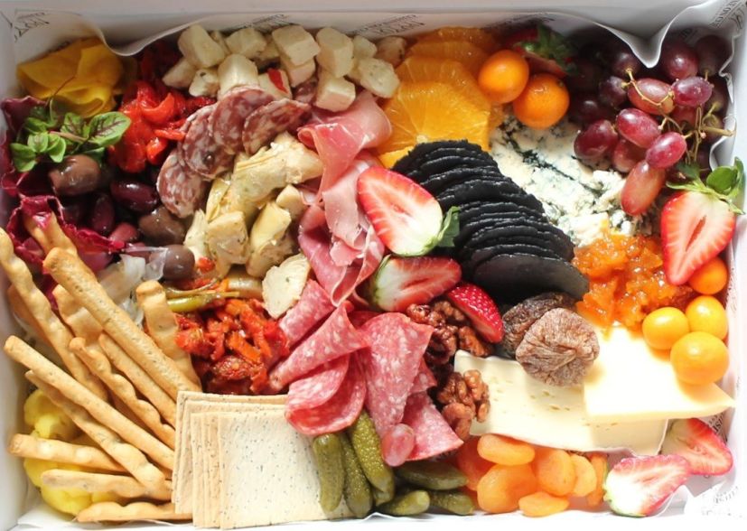 Share Grazing Box (serves approximately 10) (DEL)