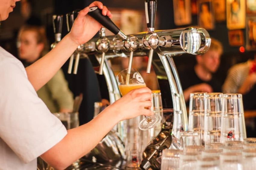 Staff - Bar and Beverage (RSA Certified)  WEEKEND
