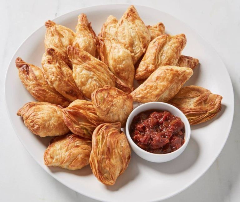 Party Mini Pastizzi Spinach Riccotta