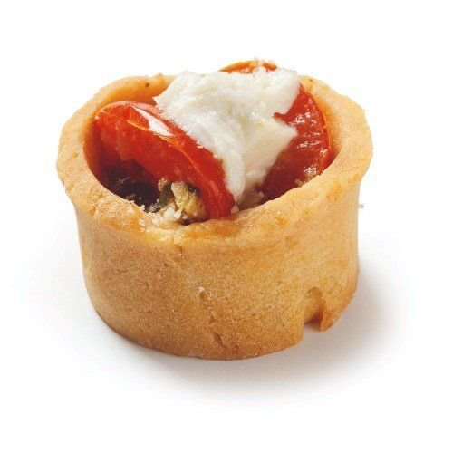 Tomato, olive and bocconcini tarlet