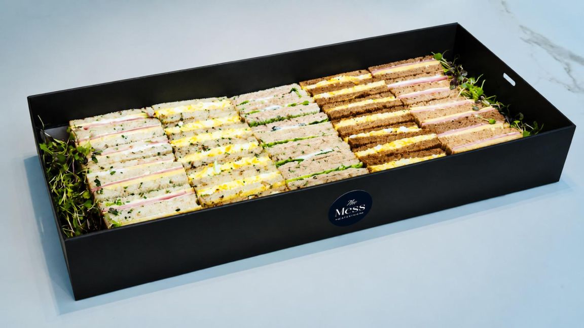 Selection of assorted finger sandwich (chicken, tuna, egg, ham) (36 PC)