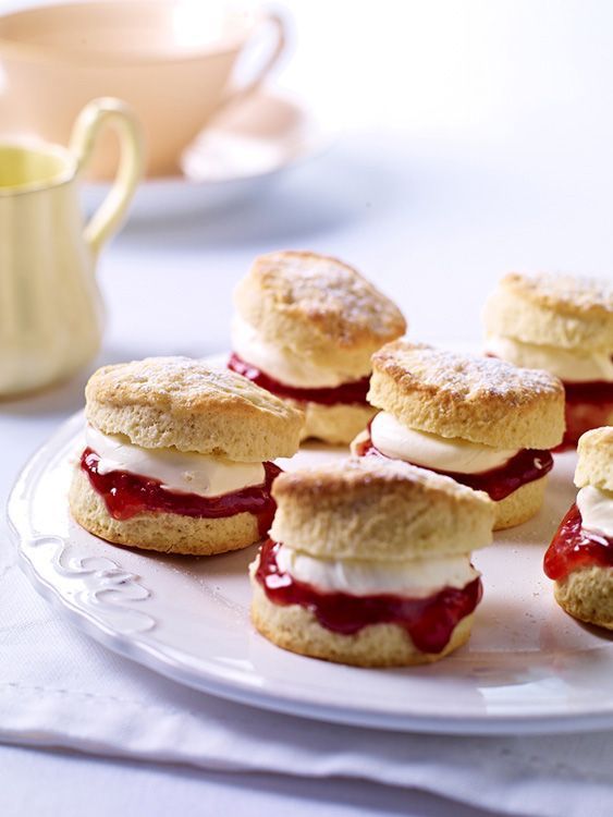 Scone with Jam & Whipped Cream