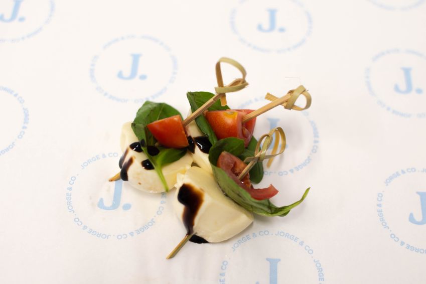 Cherry Tomato, Bocconcini, pesto, basil Bites