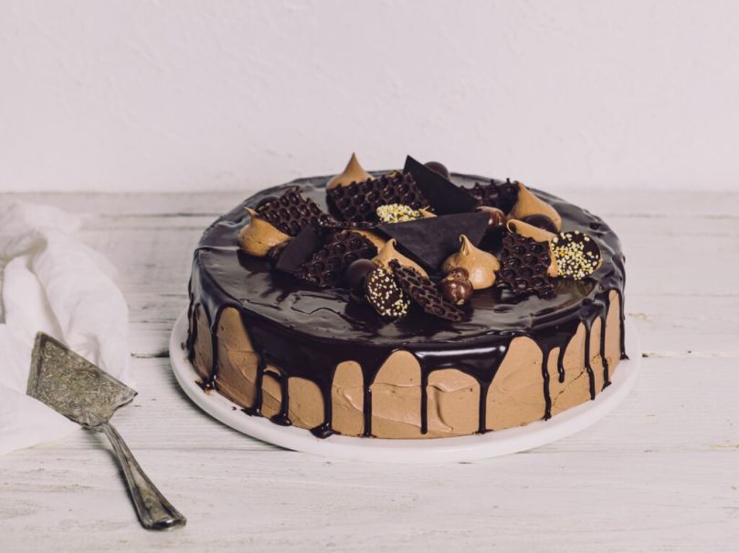 12" Cake - up to 20 people