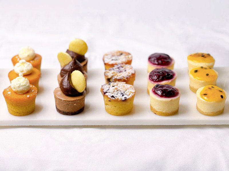 Mini Cake Bites - 20 Pieces