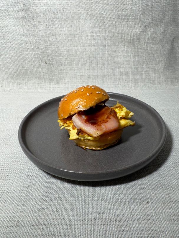 Bacon & Scrambled Egg Slider (15)