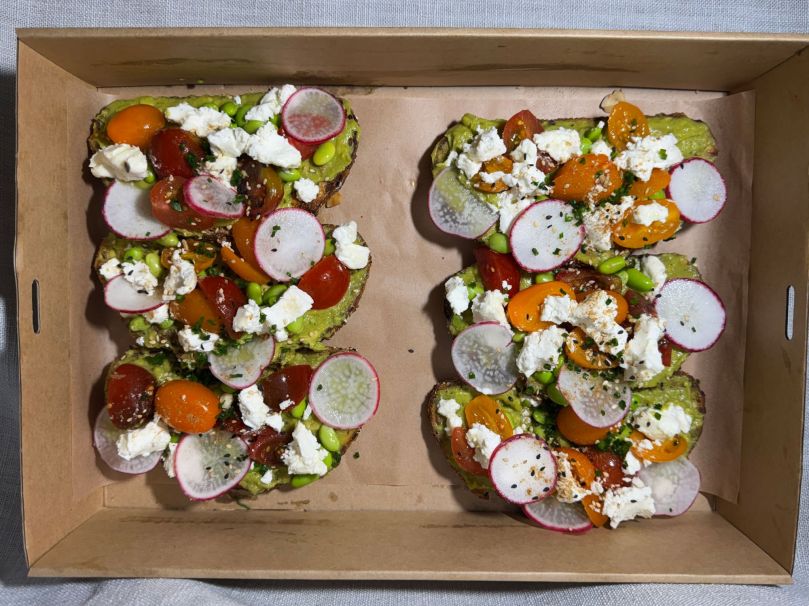 Open Soy Linseed, Avocado, Tomato & Goat Cheese (6)