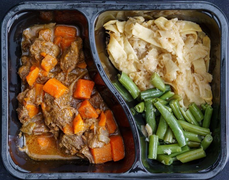 Frozen - Beef Bourgeoning, cabbage and noodles and garlic beans
