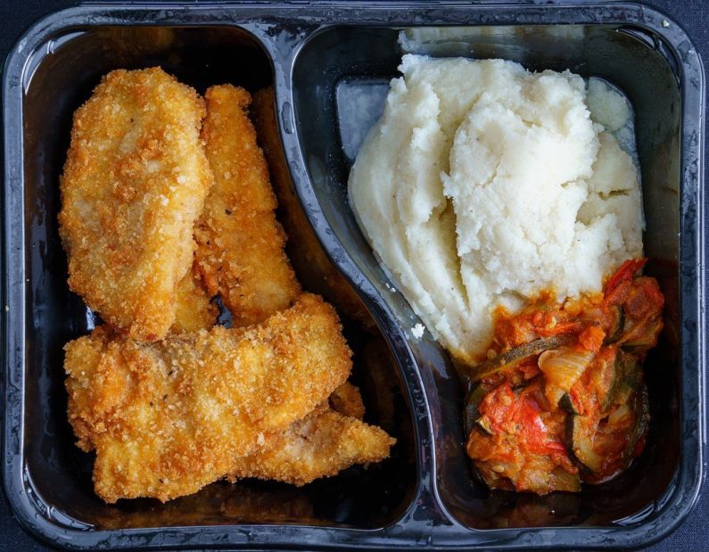 Frozen - Fried fish, mash potato and ratatouille