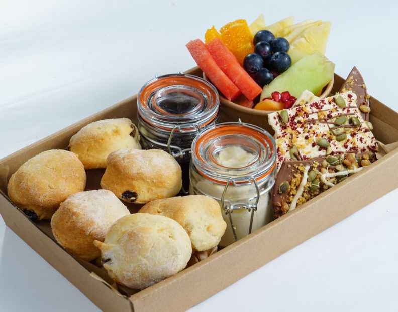 Sweet high tea small