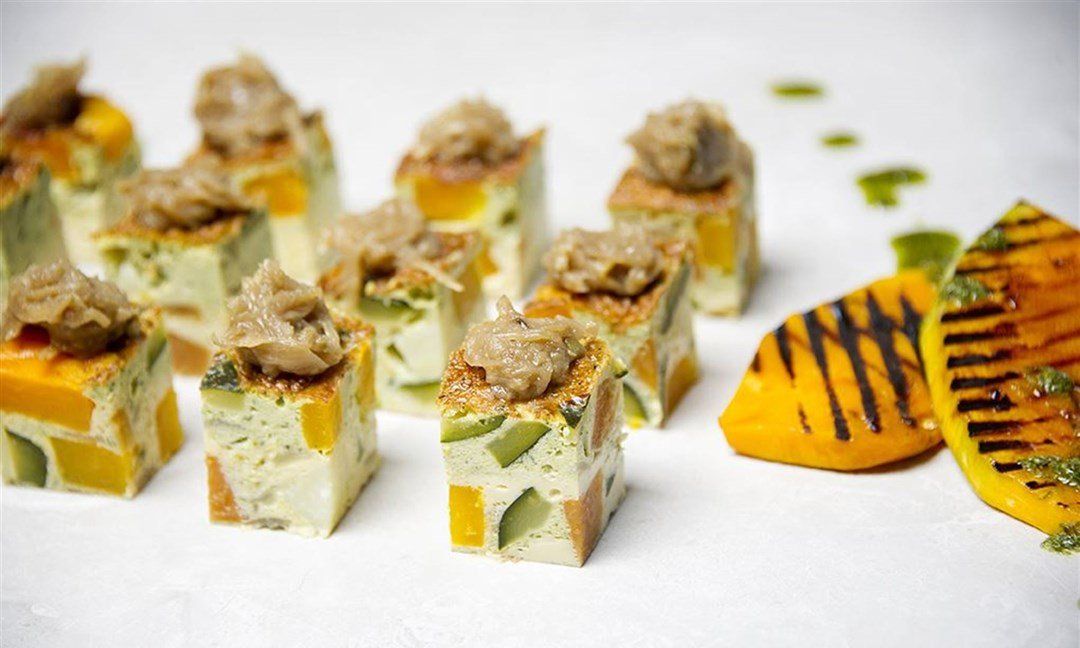 Seasonal vegetable & mozzarella frittata, caramelized onion (G) (V)