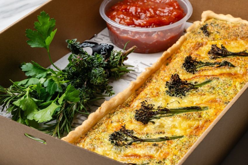 TART (LARGE) - Leek, charred broccolini & gruyere