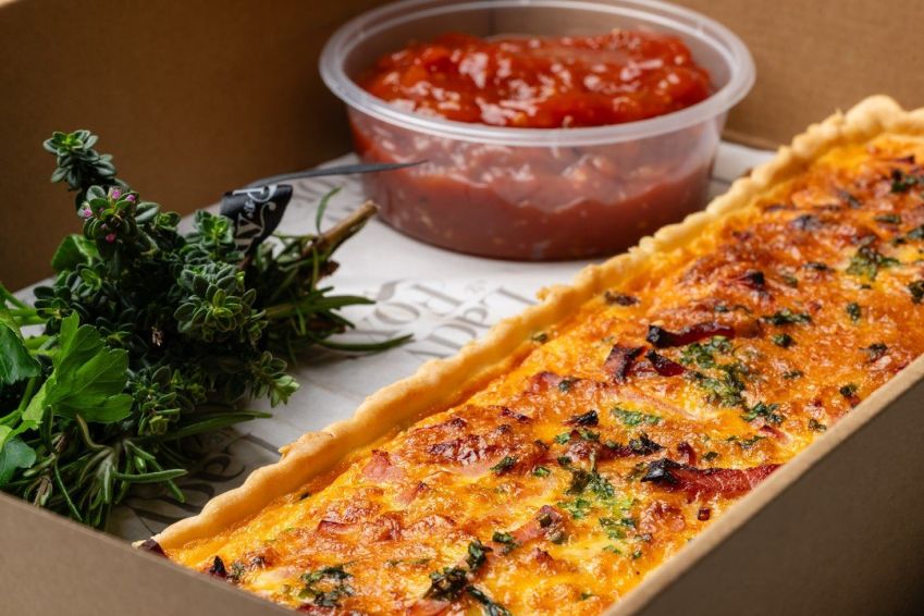 TART (LARGE) - Quiche Lorraine
