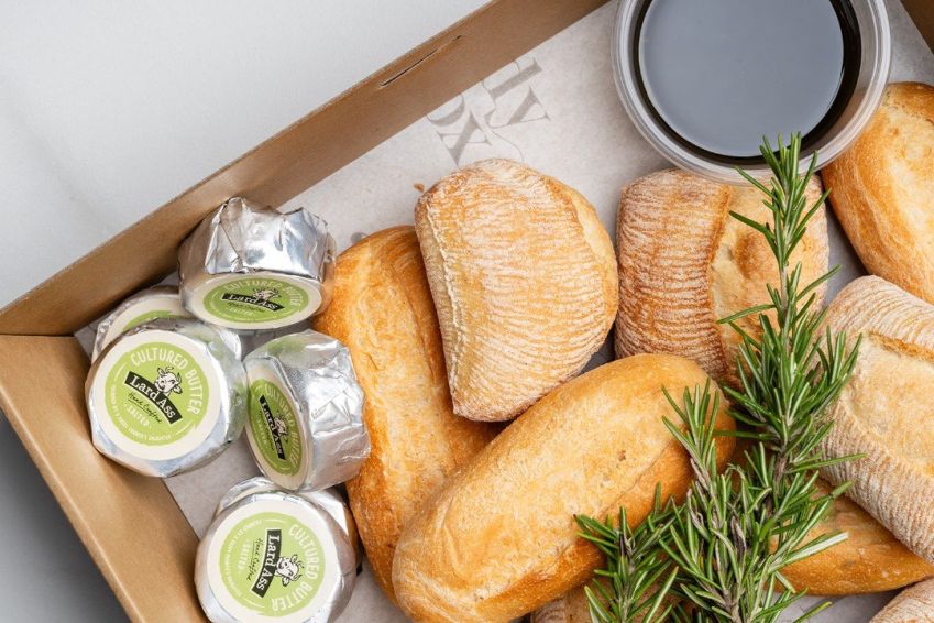 Baked bread roll box