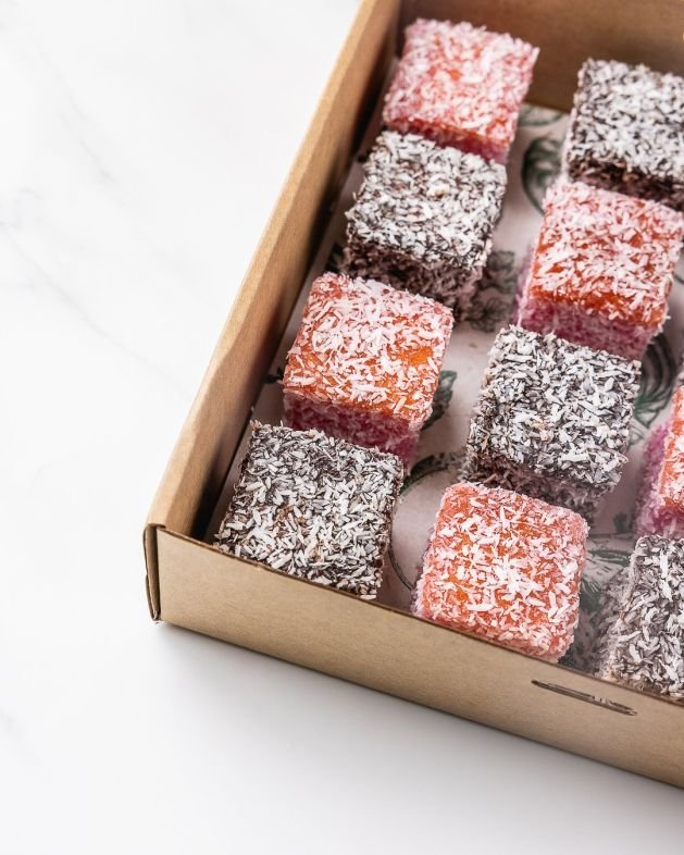 Lamingtons Box