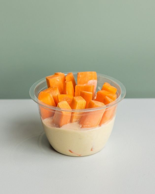 Carrot and Hummus Pot 