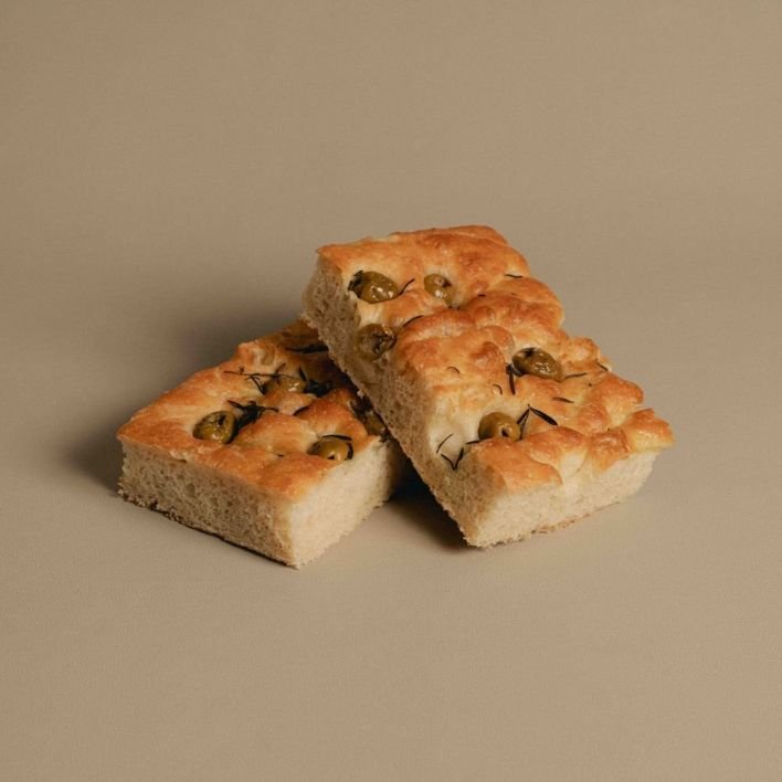 Rosemary + Olive Focaccia 16cm 