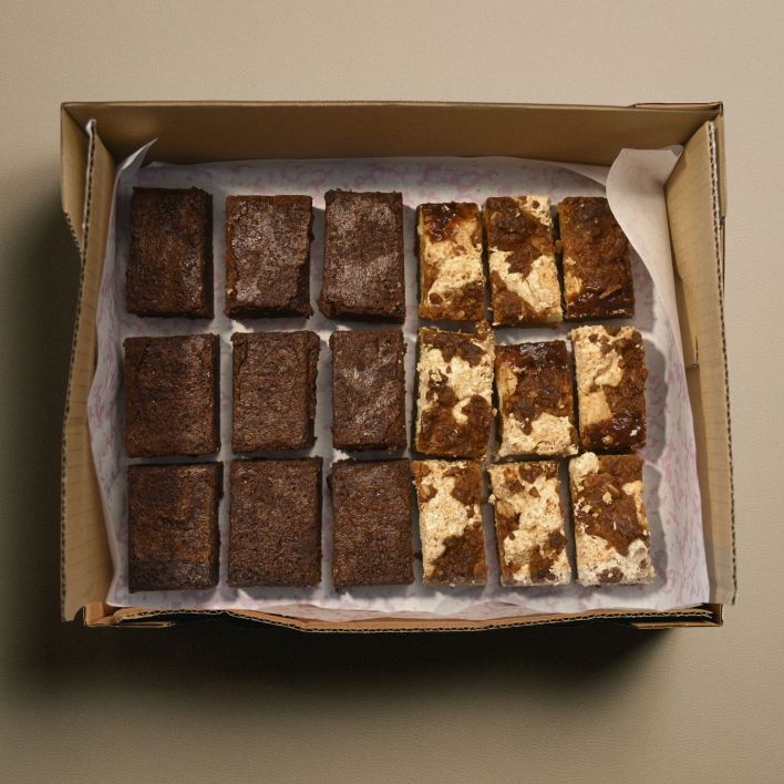 Mixed Cake Bite Box 18p