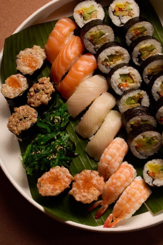Artisan Sushi Platter (serves 10)