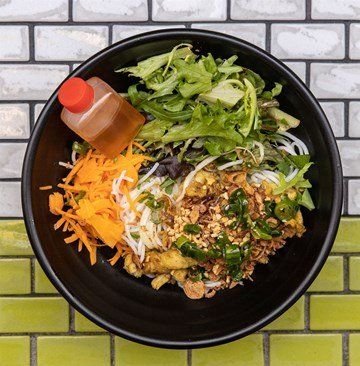 Medium Vermicelli Noodle Salad - Turmeric Chicken Breast (GF) (DF)