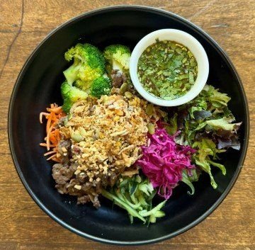 Crisp Slaw Salad - Lemongrass Beef (contains nuts) (GF)