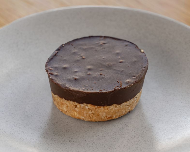Peanut Butter & Dark Chocolate Cup