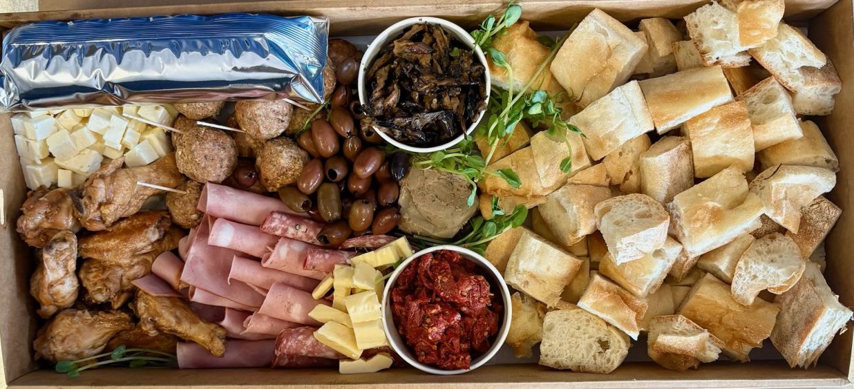 The Ploughman's Plate
