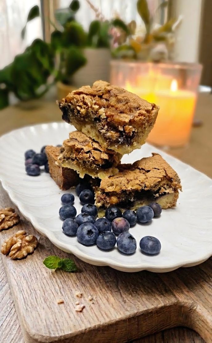 Blueberry, Cinnamon & Walnut Slice (GF & DF)