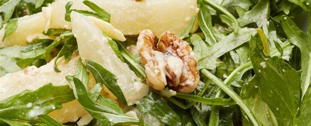 Sapore Pear, Parmesan, Walnut & Rocket Leaf Salad V GF