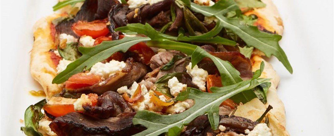 Sapore Roast Beef, Cherry Tomato, Red Onion & Tomato Relish Pizza