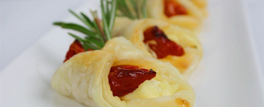 Sapore Semi-Dry Tomato, Ricotta and Rosemary Tartlets V