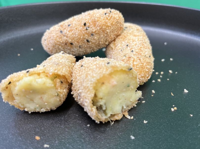 Salmon,potato croquette, creme fraiche and dill dip
