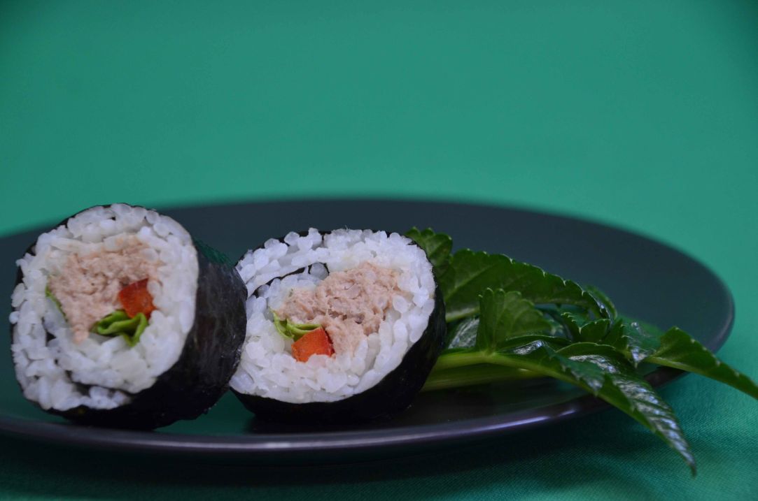 Sliced sushi, soy dip (2 slices pp)