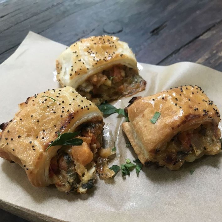 Mini sausage rolls