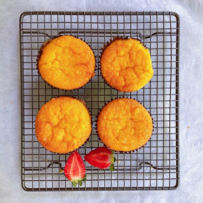 Orange & almond cake